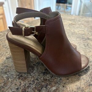 Covington leather heels
